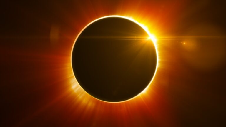 Eclipse solar 2026: guía para no perderte nada de este extraordinario fenómeno astronómico